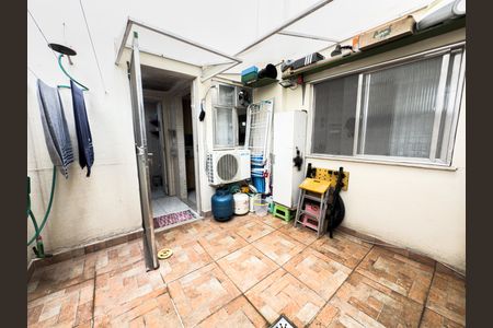 Apartamento à venda com 110m², 3 quartos e 2 vagas Apartamento à venda com 110m², 3 quartos e 2 vagasÁrea externa