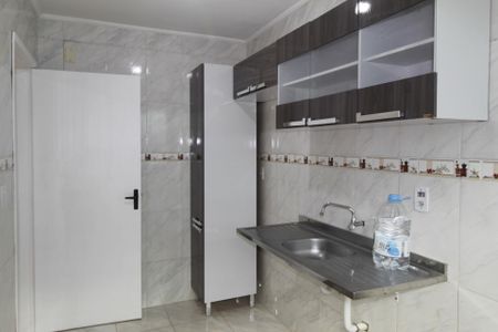 Apartamento à venda com 77m², 2 quartos e sem vagaCozinha