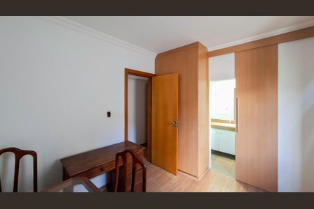 Apartamento à venda com 180m², 4 quartos e 3 vagasSuíte 2