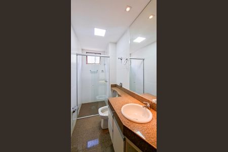 Apartamento à venda com 180m², 4 quartos e 3 vagasBanheiro Social