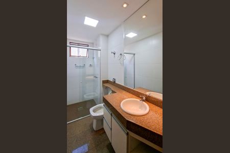 Apartamento à venda com 180m², 4 quartos e 3 vagasBanheiro Social