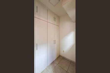 Apartamento à venda com 180m², 4 quartos e 3 vagasÁrea de Serviço