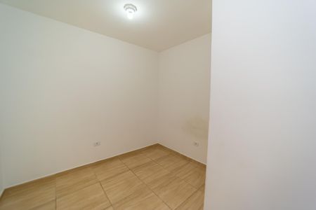 Quarto de apartamento para alugar com 1 quarto, 26m² em Parque Císper, São Paulo