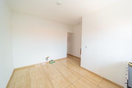Sala/Cozinha de apartamento para alugar com 1 quarto, 26m² em Parque Císper, São Paulo