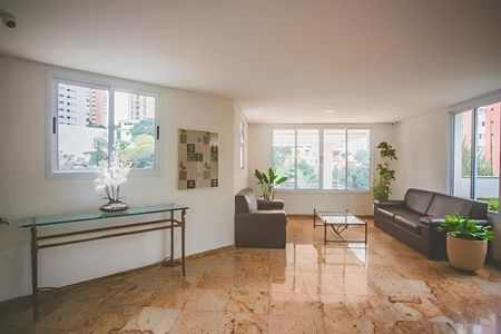 Apartamento à venda com 62m², 2 quartos e 1 vaga