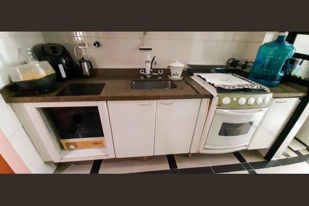 Apartamento à venda com 80m², 2 quartos e 1 vagaCozinha