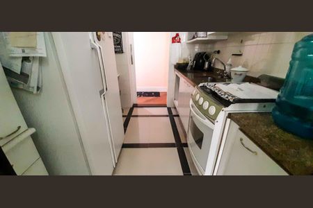 Apartamento à venda com 80m², 2 quartos e 1 vagaCozinha