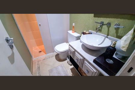 Apartamento à venda com 80m², 2 quartos e 1 vagaBanheiro Social