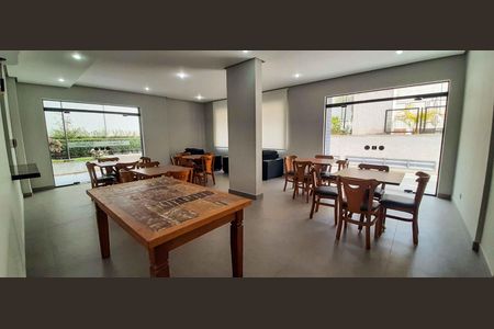 Apartamento à venda com 80m², 2 quartos e 1 vagaÁrea comum - Salão de festas