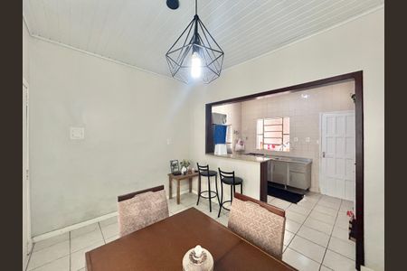 Casa à venda com 110m², 2 quartos e 1 vaga Casa à venda com 110m², 2 quartos e 1 vagaCopa