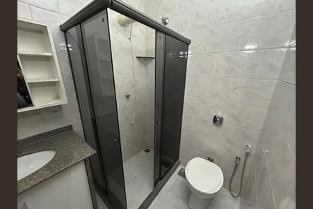 Casa à venda com 240m², 3 quartos e 3 vagasBanheiro 1