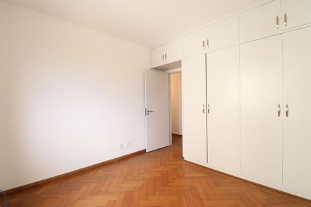 Apartamento para alugar com 160m², 4 quartos e 2 vagasQuarto 2