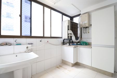 Apartamento para alugar com 160m², 4 quartos e 2 vagasÁrea de Serviço