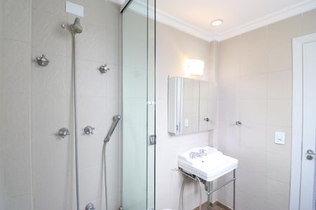 Apartamento para alugar com 160m², 4 quartos e 2 vagasBanheiro da Suíte 1