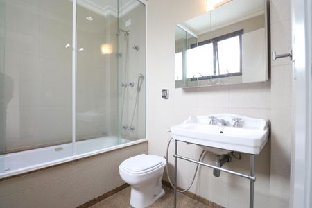 Apartamento para alugar com 160m², 4 quartos e 2 vagasBanheiro da Suíte 1