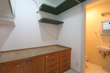 Apartamento para alugar com 160m², 4 quartos e 2 vagasÁrea de Serviço