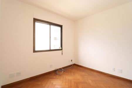 Apartamento para alugar com 160m², 4 quartos e 2 vagasQuarto 2