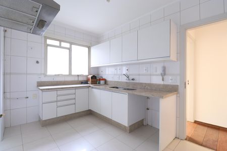 Apartamento para alugar com 160m², 4 quartos e 2 vagasCozinha