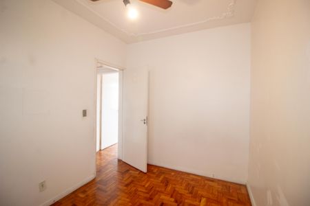 Apartamento para alugar com 59m², 2 quartos e sem vaga