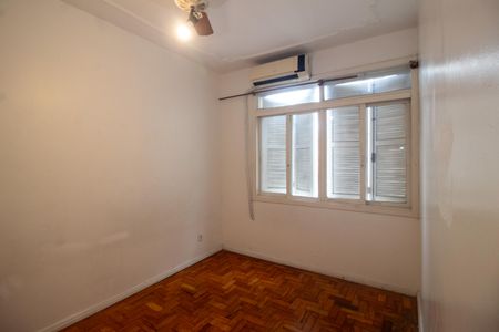 Quarto de apartamento para alugar com 2 quartos, 59m² em Floresta, Porto Alegre