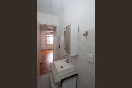 Apartamento para alugar com 59m², 2 quartos e sem vaga Apartamento para alugar com 59m², 2 quartos e sem vagaBanheiro