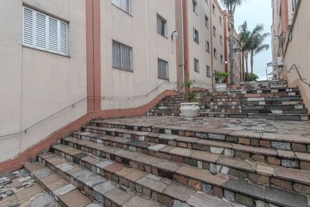 Apartamento à venda com 75m², 2 quartos e sem vaga Apartamento à venda com 75m², 2 quartos e sem vagaEntrada