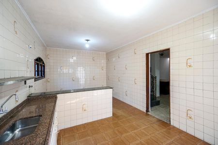 Casa para alugar com 140m², 3 quartos e 5 vagas Casa para alugar com 140m², 3 quartos e 5 vagasCozinha