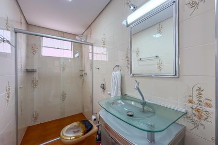 Apartamento para alugar com 61m², 2 quartos e 1 vaga Apartamento para alugar com 61m², 2 quartos e 1 vagaBanheiro