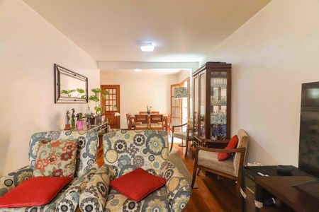 Casa à venda com 125m², 2 quartos e 2 vagasSala