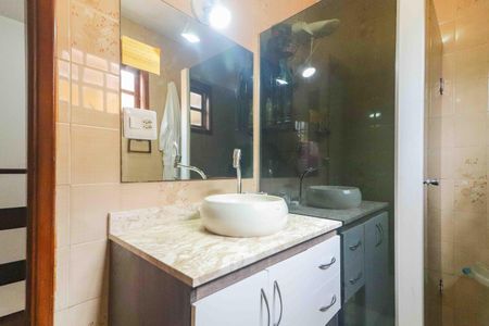 Casa à venda com 125m², 2 quartos e 2 vagasBanheiro 1