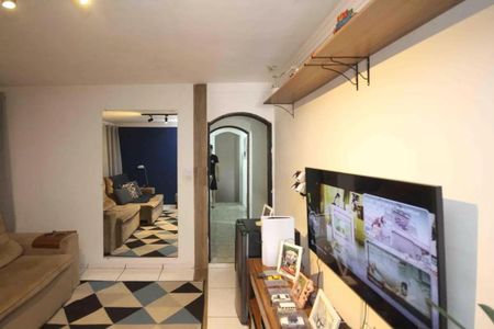 Sala de casa para alugar com 2 quartos, 150m² em Vila Industrial, São Paulo