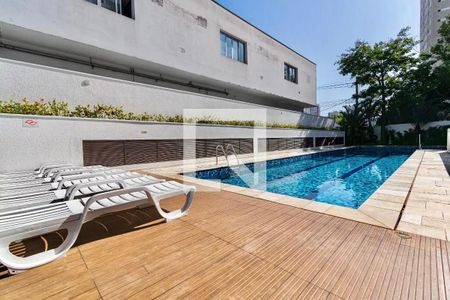 Apartamento à venda com 72m², 2 quartos e 2 vagas Apartamento à venda com 72m², 2 quartos e 2 vagasÁrea comum - Piscina