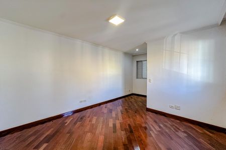 Casa para alugar com 230m², 2 quartos e 2 vagasSuíte 2