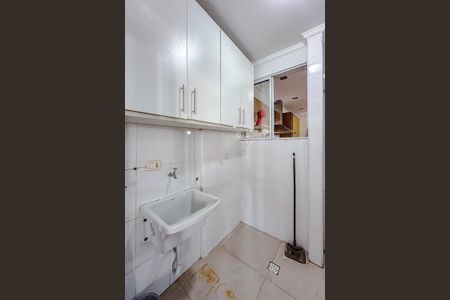 Casa para alugar com 230m², 2 quartos e 2 vagasÁrea de Serviço