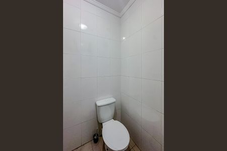 Casa para alugar com 230m², 2 quartos e 2 vagasLavabo