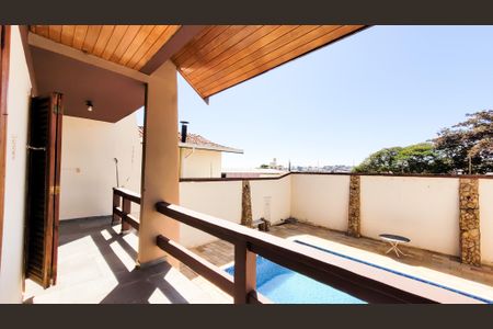 Casa à venda com 498m², 4 quartos e 4 vagas Casa à venda com 498m², 4 quartos e 4 vagasVaranda Sala