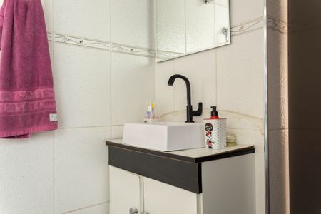 Casa à venda com 145m², 2 quartos e 2 vagasBanheiro da Suíte 