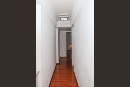 Apartamento à venda com 119m², 2 quartos e 1 vaga Apartamento à venda com 119m², 2 quartos e 1 vagaCorridor
