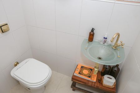 Apartamento à venda com 119m², 2 quartos e 1 vaga Apartamento à venda com 119m², 2 quartos e 1 vagaLavabo da Sala