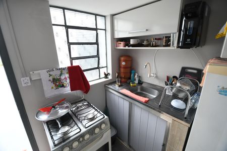 Casa à venda com 367m², 9 quartos e 6 vagasCasa Fundos 2 - Cozinha