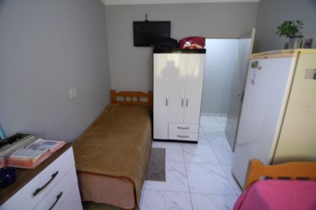 Casa à venda com 367m², 9 quartos e 6 vagasCasa Fundos 3 - Quarto 4