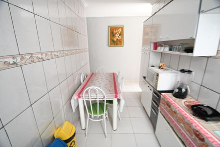 Casa à venda com 367m², 9 quartos e 6 vagasCasa Fundos 3 - Cozinha