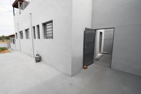 Casa à venda com 367m², 9 quartos e 6 vagasCasa Fundos 3