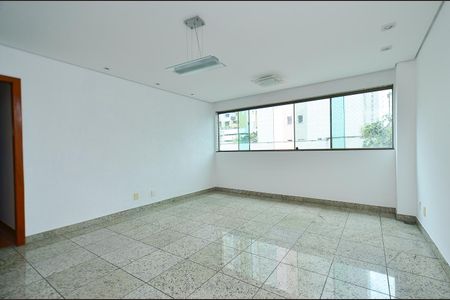 Sala  de apartamento para alugar com 3 quartos, 130m² em Savassi, Belo Horizonte