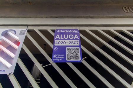 Casa à venda com 80m², 2 quartos e 1 vaga Casa à venda com 80m², 2 quartos e 1 vagaPlaca