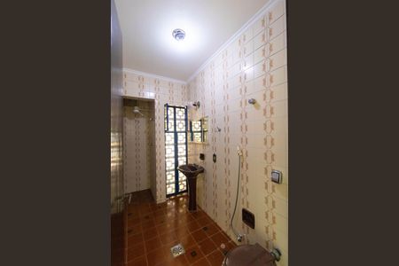 Casa à venda com 250m², 4 quartos e 2 vagas Casa à venda com 250m², 4 quartos e 2 vagasBanheiro da Suíte