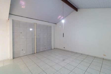 Casa à venda com 250m², 4 quartos e 2 vagas Casa à venda com 250m², 4 quartos e 2 vagasSala