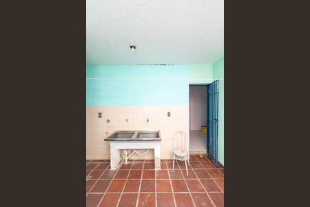 Casa à venda com 250m², 4 quartos e 2 vagas Casa à venda com 250m², 4 quartos e 2 vagasÁrea de Serviço