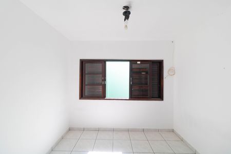 Casa à venda com 250m², 4 quartos e 2 vagas Casa à venda com 250m², 4 quartos e 2 vagasQuarto 01