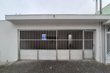 Casa à venda com 155m², 3 quartos e 3 vagasFachada